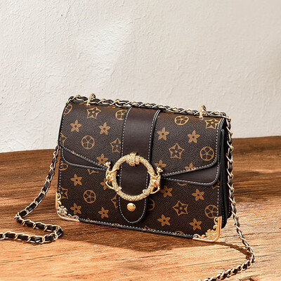 On the new female tide Korean version of Joker small square bag fashion chain bag shoulder Messenger bag leisure
On the new female tide Korean version of Joker small square bag fashion chain bag shoulder Messenger bag leisure