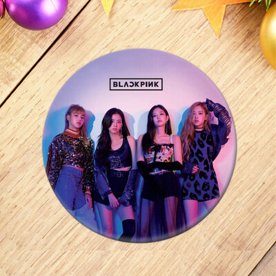 Kpop Black Pink Concert Tin Plate Badge Brooch Cute Cartoon Brooch Bag Pendant Boys Girls Accessories Hot Gift for Fans 
Kpop Black Pink Concert Tin Plate Badge Brooch Cute Cartoon Brooch Bag Pendant Boys Girls Accessories Hot Gift for Fans