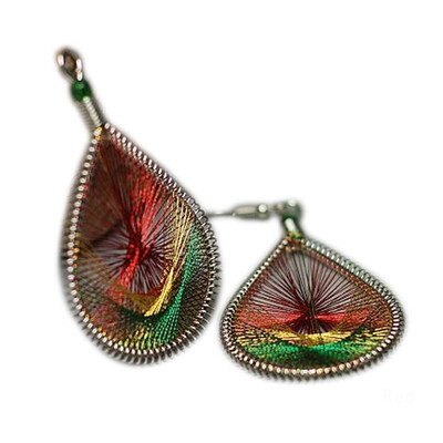 New Arrivals Elegant Cute Peacock Tail Wire Gold Thread Ear Stud Earrings Jewelry Gifts
New Arrivals Elegant Cute Peacock Tail Wire Gold Thread Ear Stud Earrings Jewelry Gifts