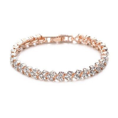 Crystal Bracelet Glamorous Loving Heart Tennis Bracelets Wedding Bridal Ball Fine Bangle Shining Crystal Luxury Jewelry for Lady
Crystal Bracelet Glamorous Loving Heart Tennis Bracelets Wedding Bridal Ball Fine Bangle Shining Crystal Luxury Jewelry for Lady