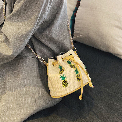 On the new small bag French niche straw bag senior sense bucket bag handbags new 2019 net red Messenger bag
On the new small bag French niche straw bag senior sense bucket bag handbags new 2019 net red Messenger bag