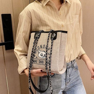 Foreign womens bag 2019 new fashion shoulder bag summer small fresh messenger bag wild ins chain handbag
Foreign womens bag 2019 new fashion shoulder bag summer small fresh messenger bag wild ins chain handbag