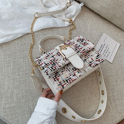 Chic chain bag summer Korean Joker broadband small square bag 2019 new womens shoulder bag Messenger bag
Chic chain bag summer Korean Joker broadband small square bag 2019 new womens shoulder bag Messenger bag