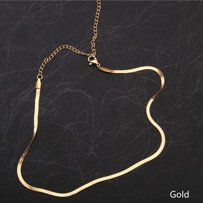 Women Gold Necklace Female Temperament Short Paragraph Clavicle Chain Blade Flat Snake Bone Chain
Women Gold Necklace Female Temperament Short Paragraph Clavicle Chain Blade Flat Snake Bone Chain
