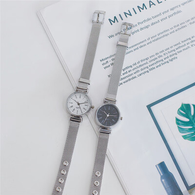 Silver hand chain small dial small dial small womens watch Korean ulzzang college wind
Silver hand chain small dial small dial small womens watch Korean ulzzang college wind