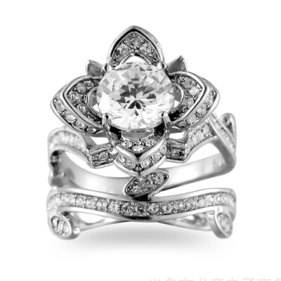 Popular Women New Fashion Rhinestone Inlaid Ring Exquisite Luxury Design Special Shapes
Popular Women New Fashion Rhinestone Inlaid Ring Exquisite Luxury Design Special Shapes