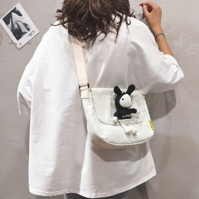 Casual bag female 2019 new small fresh art canvas bag ins Japanese Harajuku cartoon shoulder Messenger bag
Casual bag female 2019 new small fresh art canvas bag ins Japanese Harajuku cartoon shoulder Messenger bag