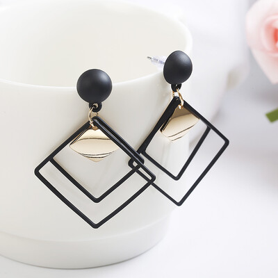 Fashion Jewelry Temperament Long Matte Pendant Earrings Korean Wild Sequins Geometric Earring Female Elegant Statement Earrings
Fashion Jewelry Temperament Long Matte Pendant Earrings Korean Wild Sequins Geometric Earring Female Elegant Statement Earrings