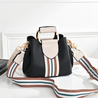 Baggage ladiesnew fashion summer bucket bag inclined to the Korean version of the simple 100-pack one-shoulder bag ins overheated
Baggage ladiesnew fashion summer bucket bag inclined to the Korean version of the simple 100-pack one-shoulder bag ins overheated