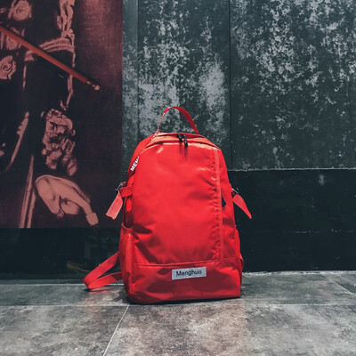 Schoolbag female Korean version of campus double shoulder bag 100 college students large capacity male ins ancient sense girl back
Schoolbag female Korean version of campus double shoulder bag 100 college students large capacity male ins ancient sense girl back