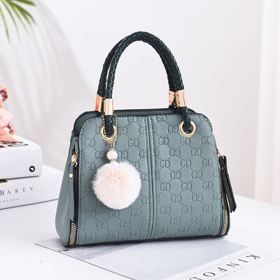 Ladies bag 2019 new fashion single shoulder Messenger bag PU leather wild small bag handbag female bag simple Korean version
Ladies bag 2019 new fashion single shoulder Messenger bag PU leather wild small bag handbag female bag simple Korean version