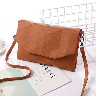 Small square bag shoulder diagonal cross bag Lingge embossed small bag pu multicolor wild female bag
Small square bag shoulder diagonal cross bag Lingge embossed small bag pu multicolor wild female bag