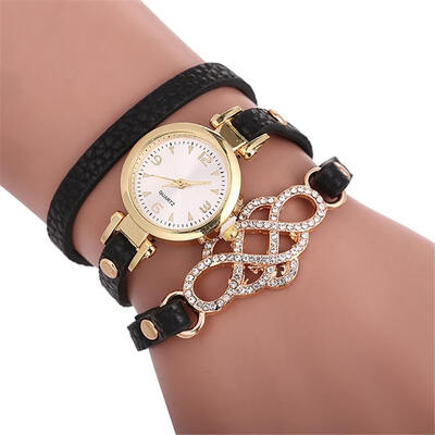 2018 Simple Leather Souvenir Ladies WristWatch Fashion Casual Diamond Womens Watch Beautiful Temperament Fashionable clock D
2018 Simple Leather Souvenir Ladies WristWatch Fashion Casual Diamond Womens Watch Beautiful Temperament Fashionable clock D