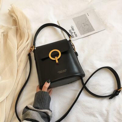 Hong Kong wind texture net red new bucket bag women 2019 new Korean version of simple hand bill of lading shoulder slung womens b
Hong Kong wind texture net red new bucket bag women 2019 new Korean version of simple hand bill of lading shoulder slung womens b