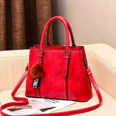 Female bag 2018 autumn&winter new fashion tide ladies bag Korean version of the wild shoulder bag personality diagonal handbag handbag female
Female bag 2018 autumn&winter new fashion tide ladies bag Korean version of the wild shoulder bag personality diagonal handbag handbag female