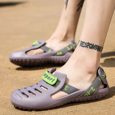 Dongdong shoes mens summer non-slip outdoor beach shoes outdoor stream sandals mens slippers mens tide outside wearing sandals
Dongdong shoes mens summer non-slip outdoor beach shoes outdoor stream sandals mens slippers mens tide outside wearing sandals
