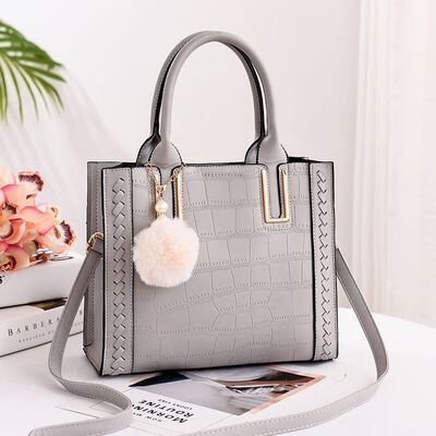 2019 summer European&American fashion new ladies big bag large capacity PU leather shoulder bag handbag
2019 summer European&American fashion new ladies big bag large capacity PU leather shoulder bag handbag