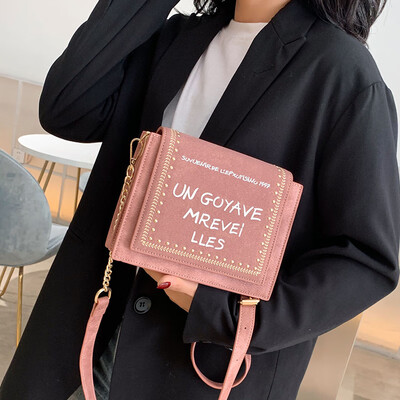 Ins super fire bag female 2019 new Korean version of autumn&winter foreign air scrub single shoulder handbag fashion broadband Messenger
Ins super fire bag female 2019 new Korean version of autumn&winter foreign air scrub single shoulder handbag fashion broadband Messenger
