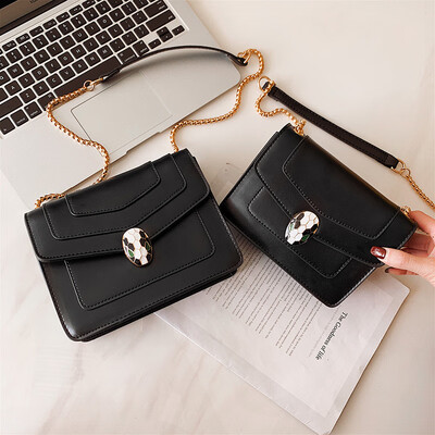 Qiao Bani 2019 new European&American style fashion simple solid color star with the same paragraph chain flip shoulder diagonal female bag
Qiao Bani 2019 new European&American style fashion simple solid color star with the same paragraph chain flip shoulder diagonal female bag