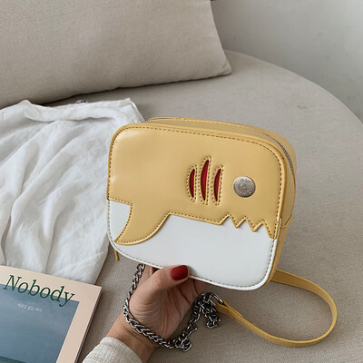 Funny fish shape small bag female new chain shoulder Messenger bag tide Korean fashion wild tide
Funny fish shape small bag female new chain shoulder Messenger bag tide Korean fashion wild tide