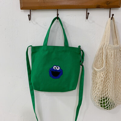 Casual fashion ugly sesame street portable canvas bag female 2019 new cute cartoon wild shoulder Messenger bag
Casual fashion ugly sesame street portable canvas bag female 2019 new cute cartoon wild shoulder Messenger bag