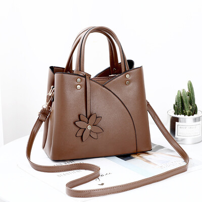 Womens bag 2019 spring&summer new small fashion single shoulder Messenger bag wild big bag handbag female bag
Womens bag 2019 spring&summer new small fashion single shoulder Messenger bag wild big bag handbag female bag