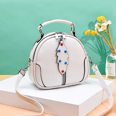 On the new bag in summer fashion slant bag small round bag students Inins100 single shoulder ocean tide
On the new bag in summer fashion slant bag small round bag students Inins100 single shoulder ocean tide