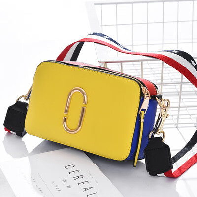 On the New Female Trend Korean Edition Girls Fashion Baitao Ladies One Shoulder Slant Square Bag Simple
On the New Female Trend Korean Edition Girls Fashion Baitao Ladies One Shoulder Slant Square Bag Simple