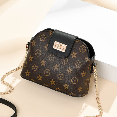 Shangxin ladys bag inclined to spring printed one-shoulder bag Korean version leisure shell bag with all kinds of fashion bags
Shangxin ladys bag inclined to spring printed one-shoulder bag Korean version leisure shell bag with all kinds of fashion bags