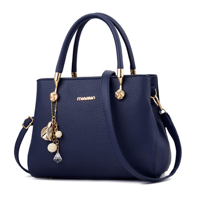 Womens summer fashion womens handbags in Europe&the United States have a large capacity air single shoulder slanted women
Womens summer fashion womens handbags in Europe&the United States have a large capacity air single shoulder slanted women