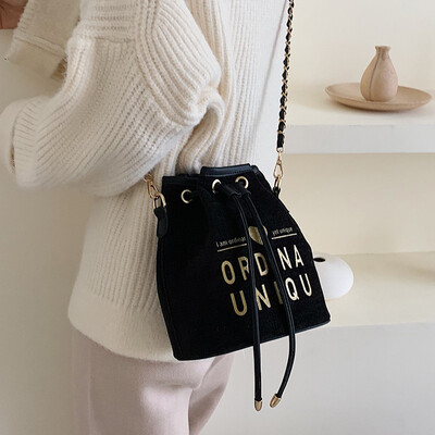 Ins super fire small bag female 2019 new fashion girl wool bucket bag foreign gas fresh chain Messenger bag
Ins super fire small bag female 2019 new fashion girl wool bucket bag foreign gas fresh chain Messenger bag