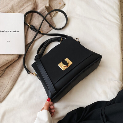 French minority foreign style red fashion texture bag 2019 new Joker shoulder Messenger bag tide
French minority foreign style red fashion texture bag 2019 new Joker shoulder Messenger bag tide