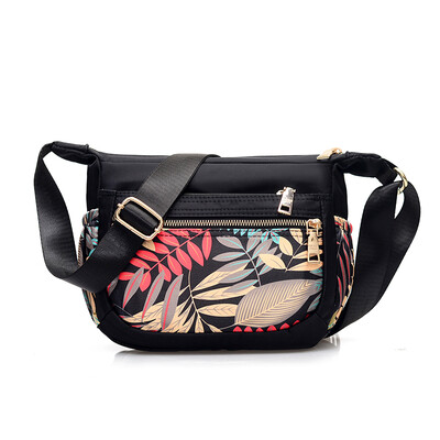 Nylon Single Shoulder Bag Leisure Waterproof Oxford Canvas Bag Woman Slant Bag Printed Fashion Mom Bag
Nylon Single Shoulder Bag Leisure Waterproof Oxford Canvas Bag Woman Slant Bag Printed Fashion Mom Bag