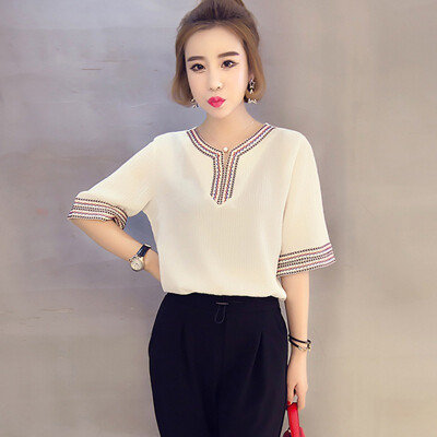 Women Embroidery Patchwork Blouse V-Neck Short Sleeve Chiffon Blouse Female Shirt Top
Women Embroidery Patchwork Blouse V-Neck Short Sleeve Chiffon Blouse Female Shirt Top