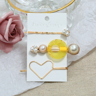 Pearl Hair Clip HeadwearKorean Pearl Love Word Clips Three piece Sweet Hair Hairband Barrette Headdress Accessories
Pearl Hair Clip HeadwearKorean Pearl Love Word Clips Three piece Sweet Hair Hairband Barrette Headdress Accessories