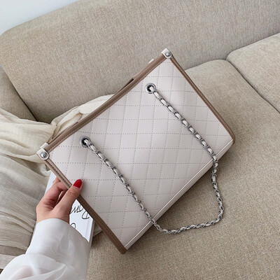 Bag female Korean version of the versatile simple single back Messenger bag tide fashion rhombic chain tote bag
Bag female Korean version of the versatile simple single back Messenger bag tide fashion rhombic chain tote bag