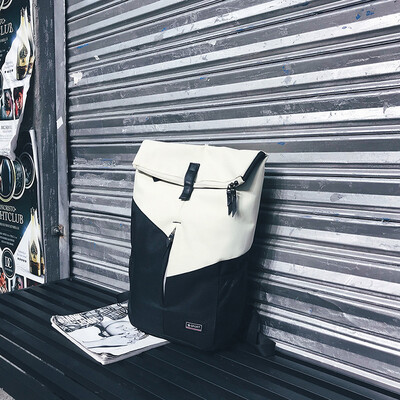 Large capacity double shoulder bag male impingement college wind 2018 ulzzang street photo personality fashion schoolbag
Large capacity double shoulder bag male impingement college wind 2018 ulzzang street photo personality fashion schoolbag