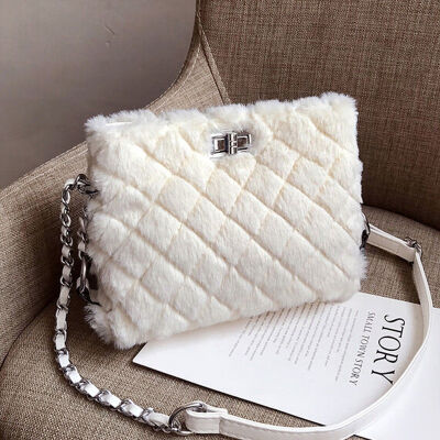 2019 New Style Fashion Hot Women Plush Chain Crossbody Shoulder Bag Lady Chains Handbag Bucket Satchel Purse
2019 New Style Fashion Hot Women Plush Chain Crossbody Shoulder Bag Lady Chains Handbag Bucket Satchel Purse
