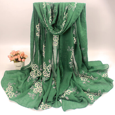Spring&Autumn plum blossom hand-embroidered silk scarf cotton scarf dual-use summer sunscreen female shawl national style literary fan
Spring&Autumn plum blossom hand-embroidered silk scarf cotton scarf dual-use summer sunscreen female shawl national style literary fan