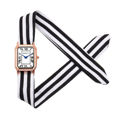 REBIRTH Li Pofu high quality machine square dial Roman scale straps fashion art clear
REBIRTH Li Pofu high quality machine square dial Roman scale straps fashion art clear