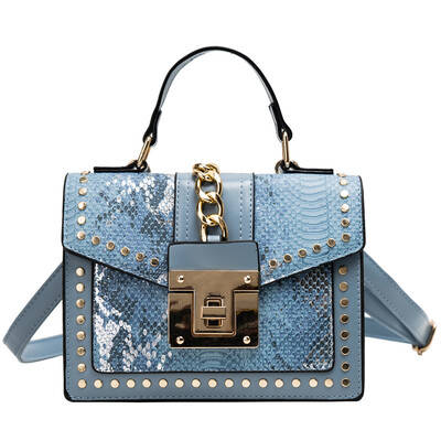 Crossbody bag female bag 2019 new fashion chain chic port wind simple Korean version of the jelly shoulder small square bag
Crossbody bag female bag 2019 new fashion chain chic port wind simple Korean version of the jelly shoulder small square bag