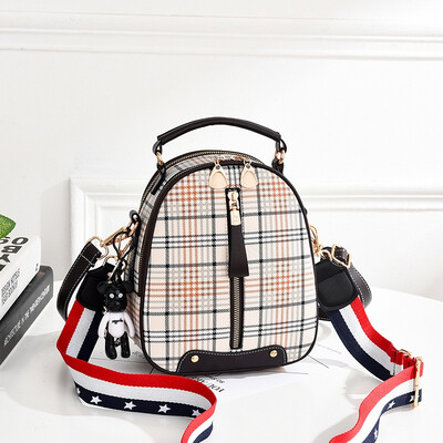 Summer women go to fashion ins fashion handbag with one shoulder straddling summer womens bag
Summer women go to fashion ins fashion handbag with one shoulder straddling summer womens bag