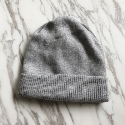 Solid color warm wool hat female Korean autumn&winter retro hundred-eared soft knitted hat tide plus thick Japanese hat
Solid color warm wool hat female Korean autumn&winter retro hundred-eared soft knitted hat tide plus thick Japanese hat