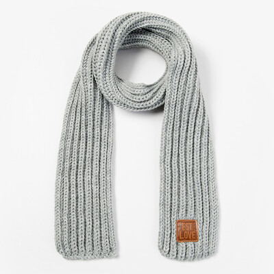 Korean version of knitted childrens small scarf autumn&winter solid color childrens skin mark wool baby parent-child labeling warm scarf
Korean version of knitted childrens small scarf autumn&winter solid color childrens skin mark wool baby parent-child labeling warm scarf