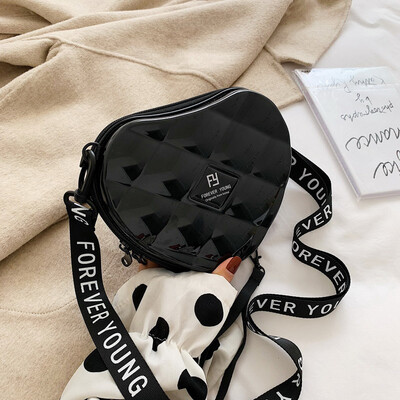 Autumn new small bag women 2019 new Korean fashion heart-shaped temperament sweet shoulder diagonal bag tide
Autumn new small bag women 2019 new Korean fashion heart-shaped temperament sweet shoulder diagonal bag tide