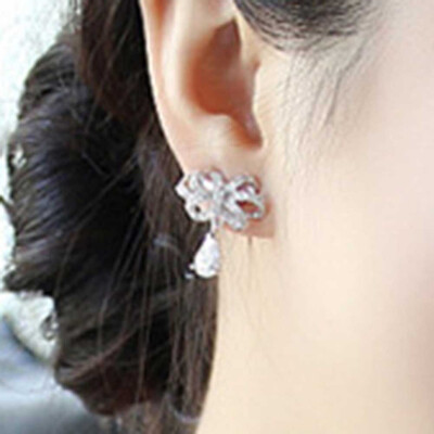 Diamond Fine Jewelry Silver AAA Zircon Water Drop Bow Earrings Real Silver Plated Earrings
Diamond Fine Jewelry Silver AAA Zircon Water Drop Bow Earrings Real Silver Plated Earrings