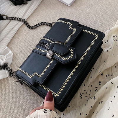 On the new womens bag new 2019 tide Korean version of Joker Messenger bag chain shoulder texture fashion small square bag
On the new womens bag new 2019 tide Korean version of Joker Messenger bag chain shoulder texture fashion small square bag