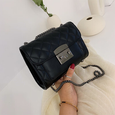Lingge chain bag retro lock small square bag new 2019 foreign style casual womens shoulder bag Messenger bag
Lingge chain bag retro lock small square bag new 2019 foreign style casual womens shoulder bag Messenger bag