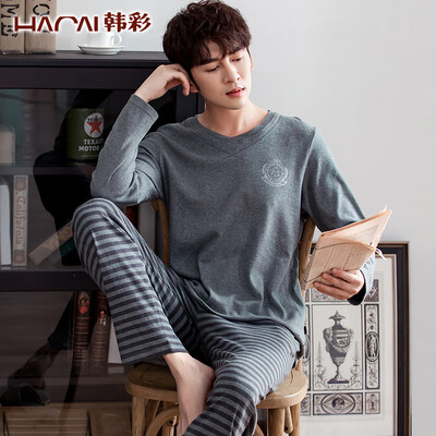 Han Cai pajamas mens autumn cotton can be worn outside printed long-sleeved trousers striped home service suits hemp gray 501 models
Han Cai pajamas mens autumn cotton can be worn outside printed long-sleeved trousers striped home service suits hemp gray 501 models