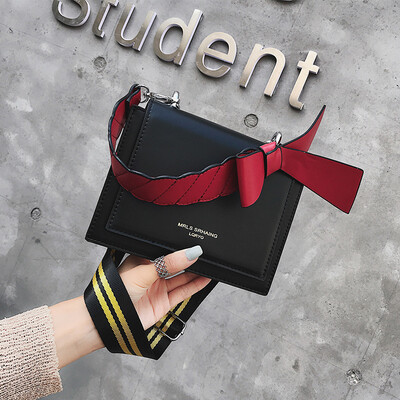 Bag female 2019 new wave Korean version of the wild Messenger on the new small bag broadband shoulder fashion retro small square bag
Bag female 2019 new wave Korean version of the wild Messenger on the new small bag broadband shoulder fashion retro small square bag